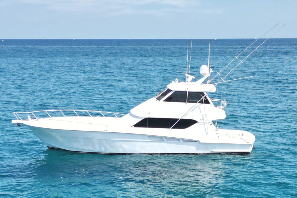 Hatteras Yachts GT60